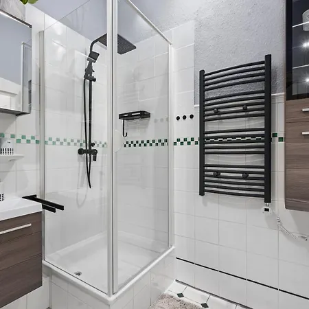 Altstadt Smartluxusoase Wlan Netflix Magenta Disney+ Apartamento